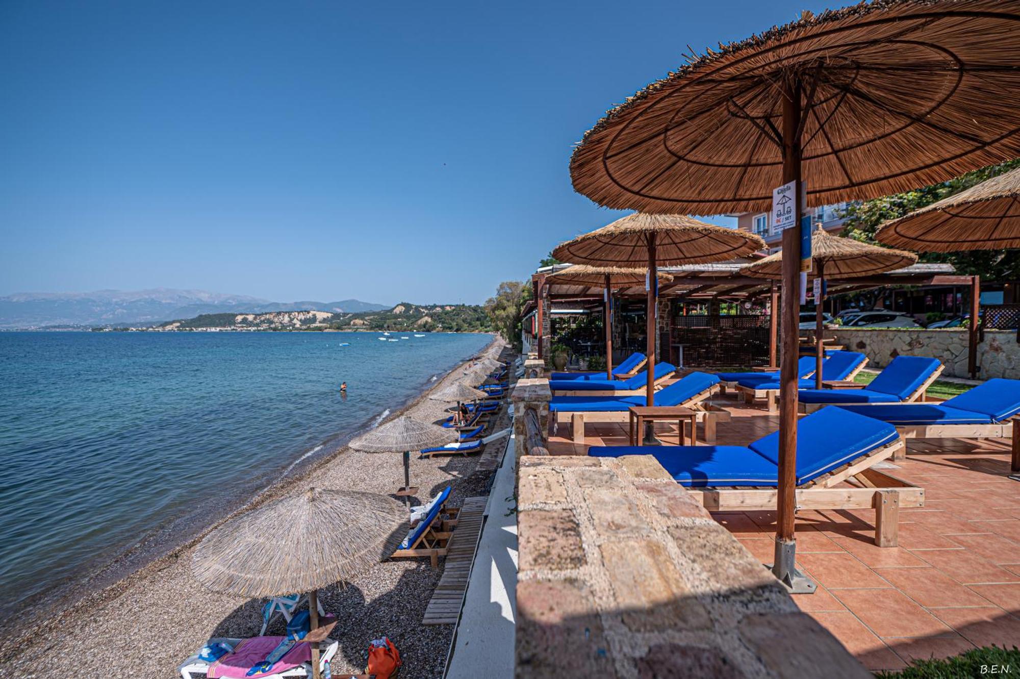 Castella Beach Alissos Luaran gambar